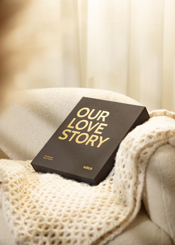 KAILA OUR LOVE STORY Black - Coffee Table Photo Album (60 Cierna Stránky)