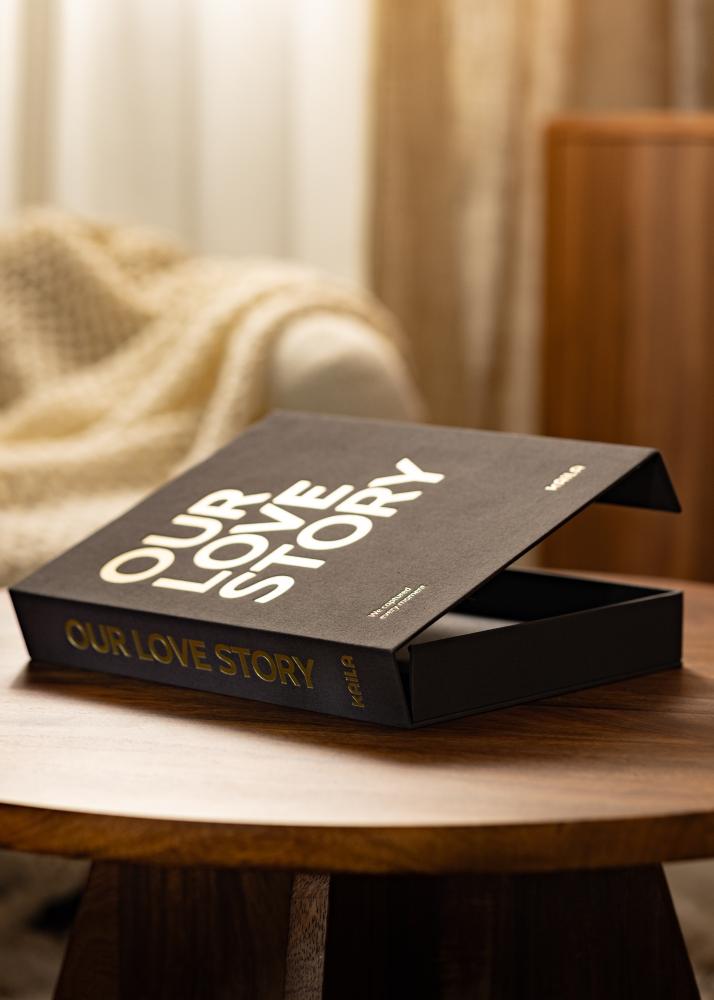 KAILA OUR LOVE STORY Black - Coffee Table Photo Album (60 Cierna Stránky)