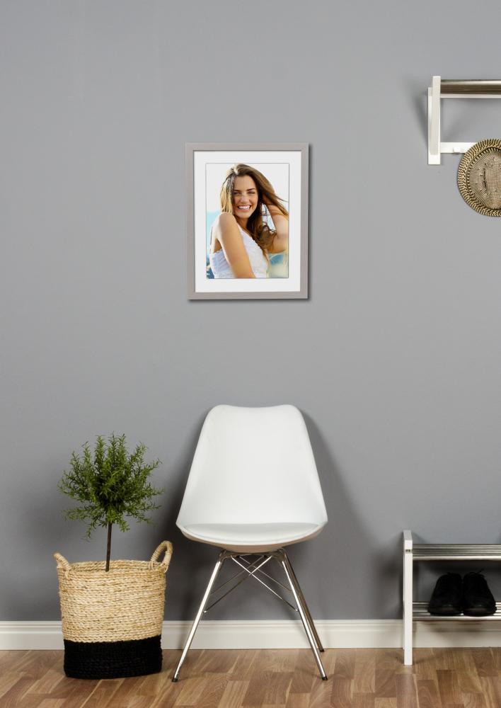 Rám Björkö - Svetlosivá škrabaná - Lubovolný rozmer