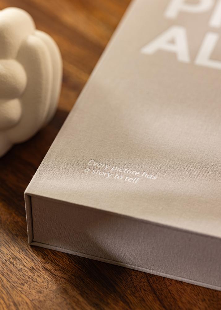 KAILA PHOTO Album Grey - Coffee Table Photo Album (60 Cierna Strany)