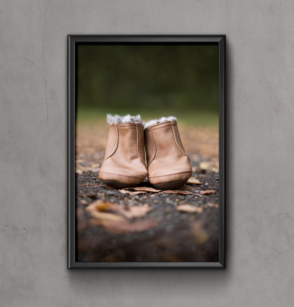 The world is waiting for you Plagát