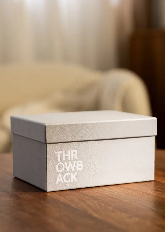 KAILA THROWBACK Fotobox (700 obrázkov v 10x15 cm) - Sivá