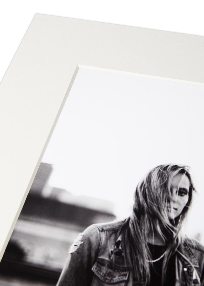 Pasparta Biela Vlnitá 50x50 cm (39x39)