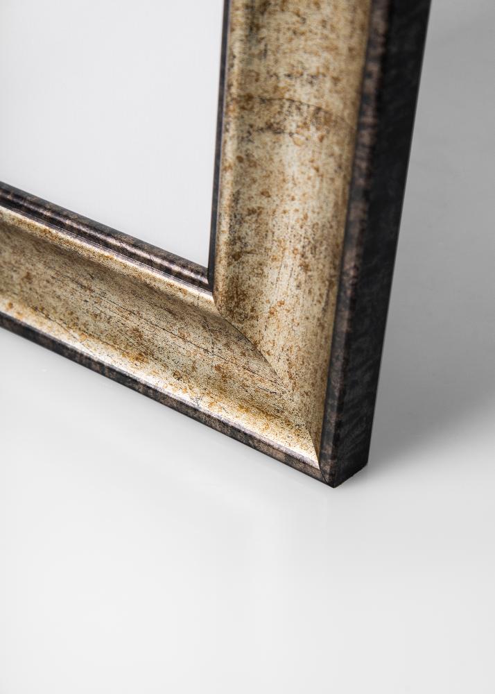 Rám Saltsjöbaden Antická zlatá 40x60 cm - Pasparta Cierna 32,9x48,3 cm (A3+)