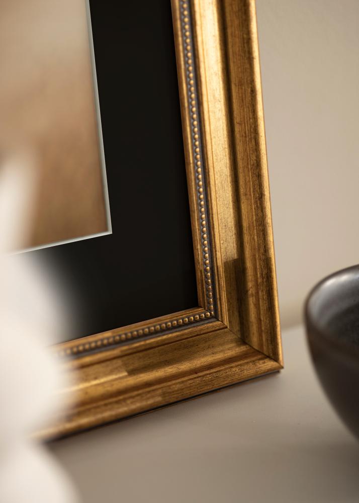 Rám Rokoko Zlatá 30x40 cm - Pasparta Cierna 21x29,7 cm (A4)