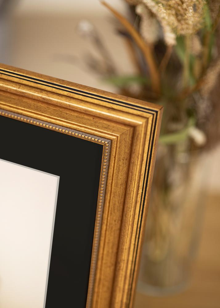 Rám Rokoko Zlatá 30x40 cm - Pasparta Cierna 21x29,7 cm (A4)