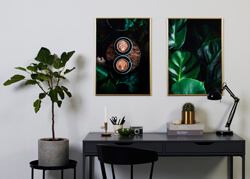 Elegantné zlaté rámy sa hodia k takmer všetkým motívom, či už sú to plagáty alebo vlastné obrázky